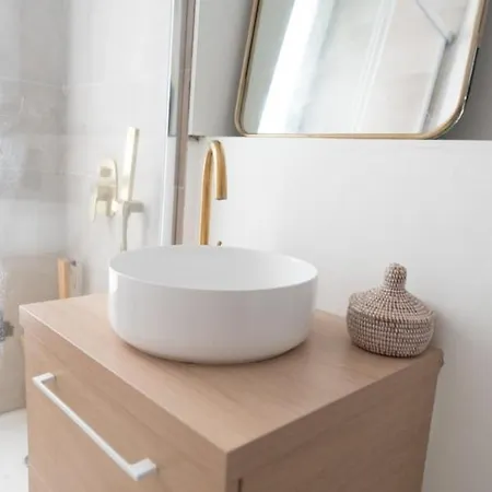 Apartament Beautiful And Design Apt Near Montmartre